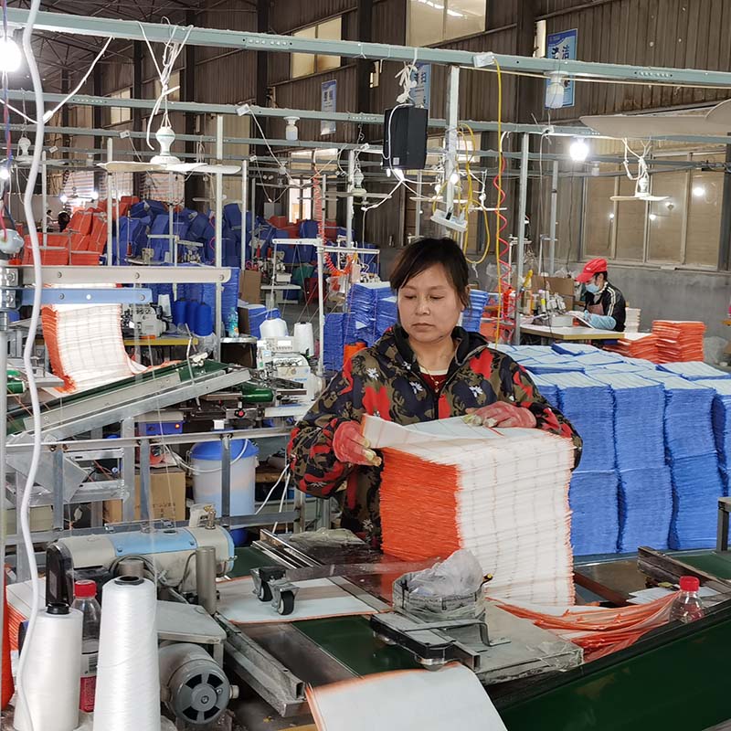 秦安洗洁巾工厂展示